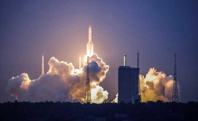 China's heavy-lift carrier rocket launch