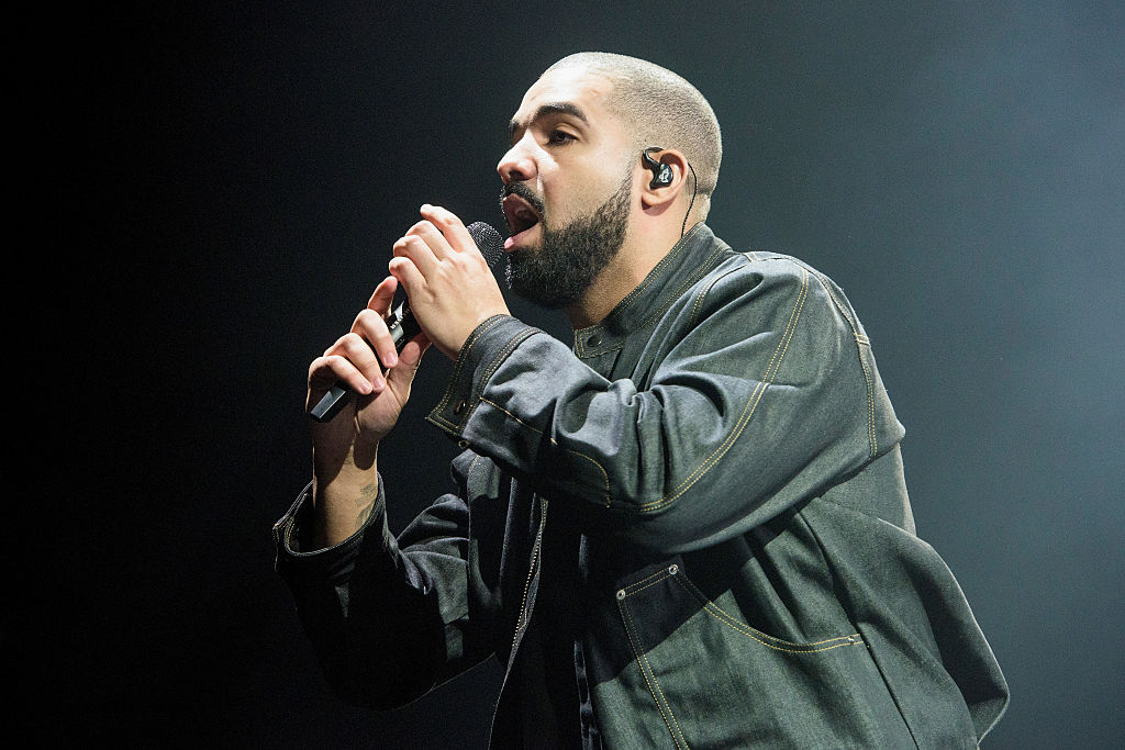 Drake makes surprise appearance City