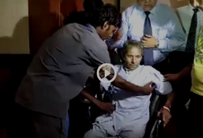 Doctors private hospital remove pins