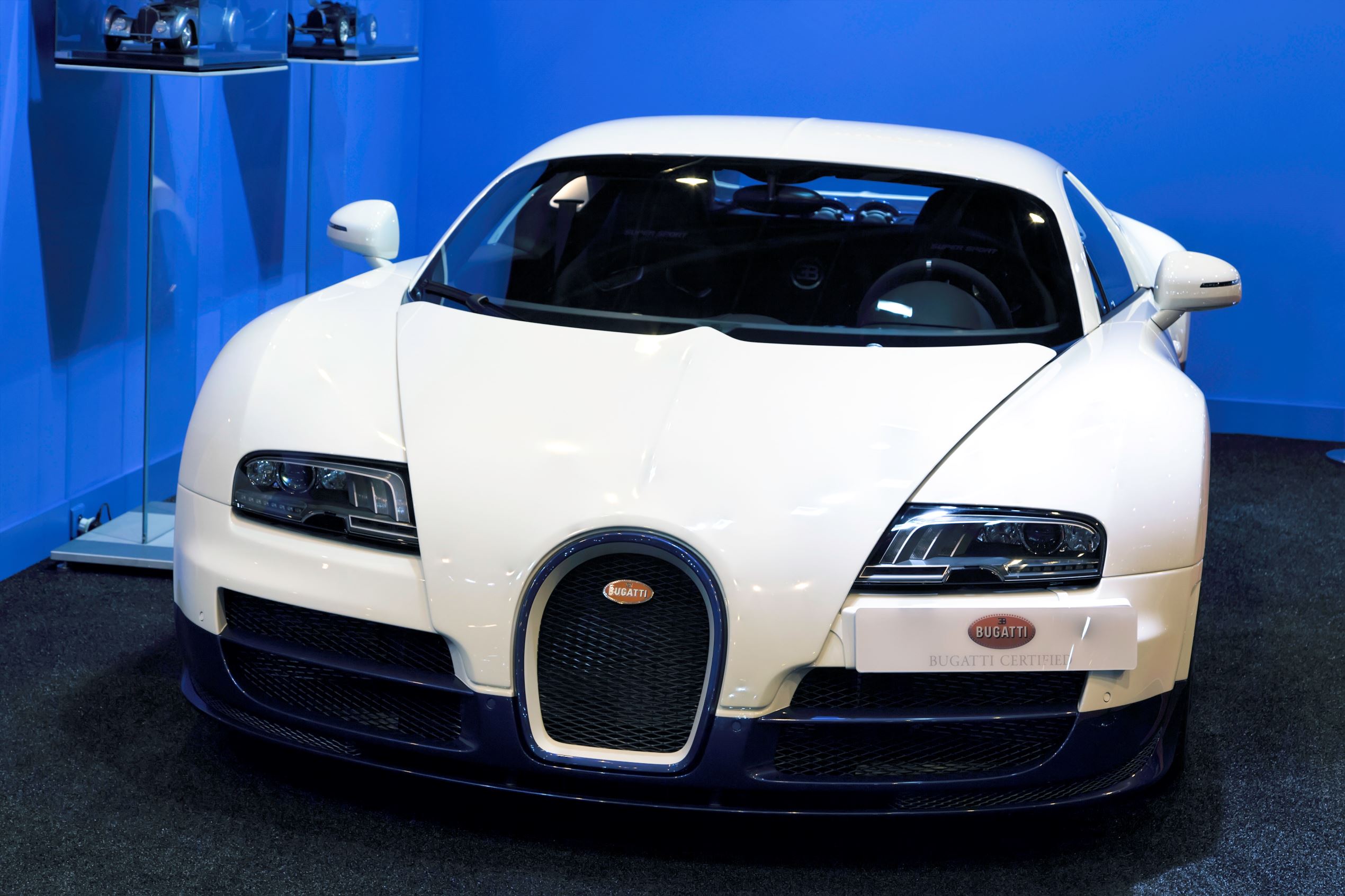 k**w owns Bugatti Veyron?