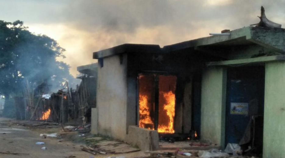 beaten house burnt Jharkhand over