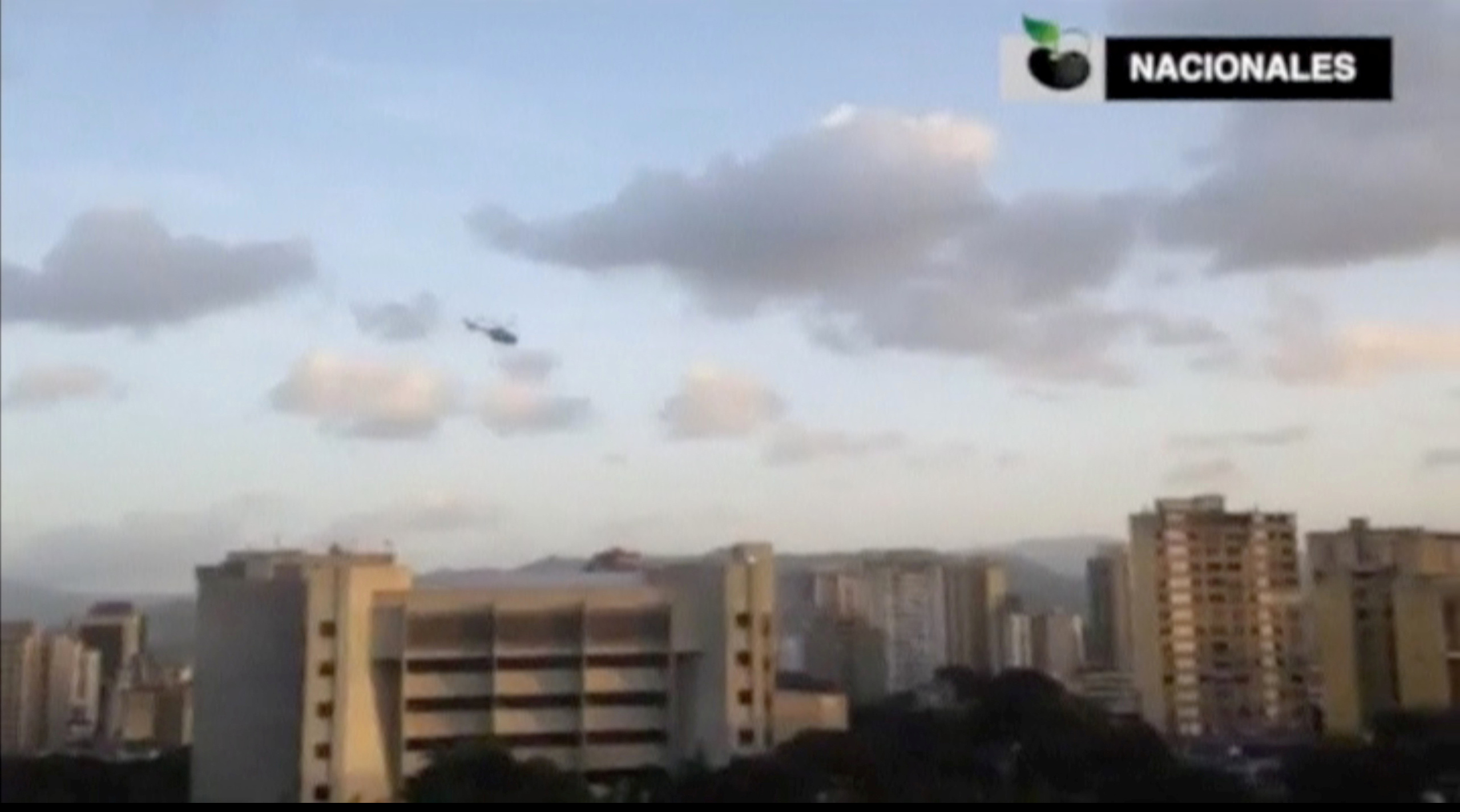 Helicopter attacks Venezuela court, Maduro