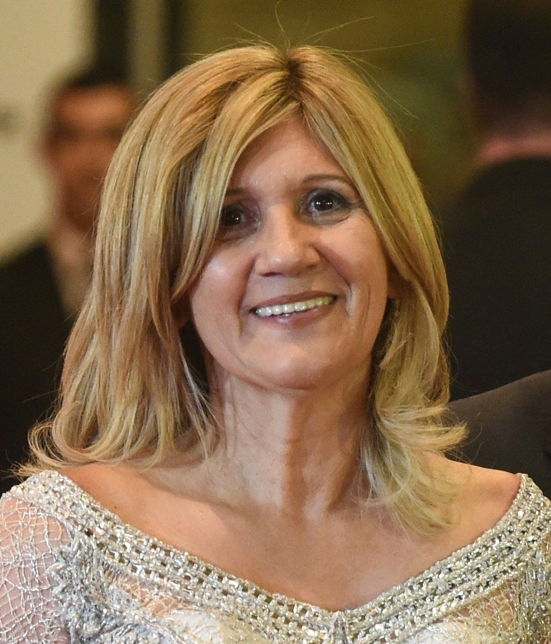 Messiâ€™s upstage bride?