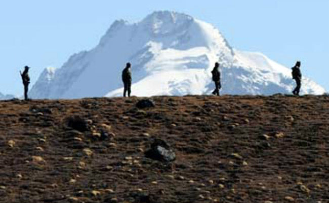 Doklam, Human Chains Face-Off, Soldiers