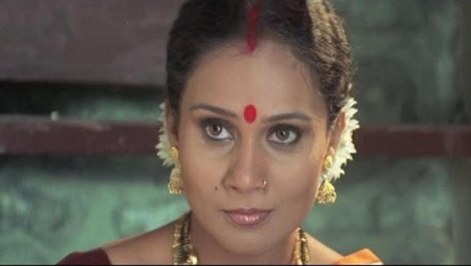 Actor Priya Berde molested Mumbai