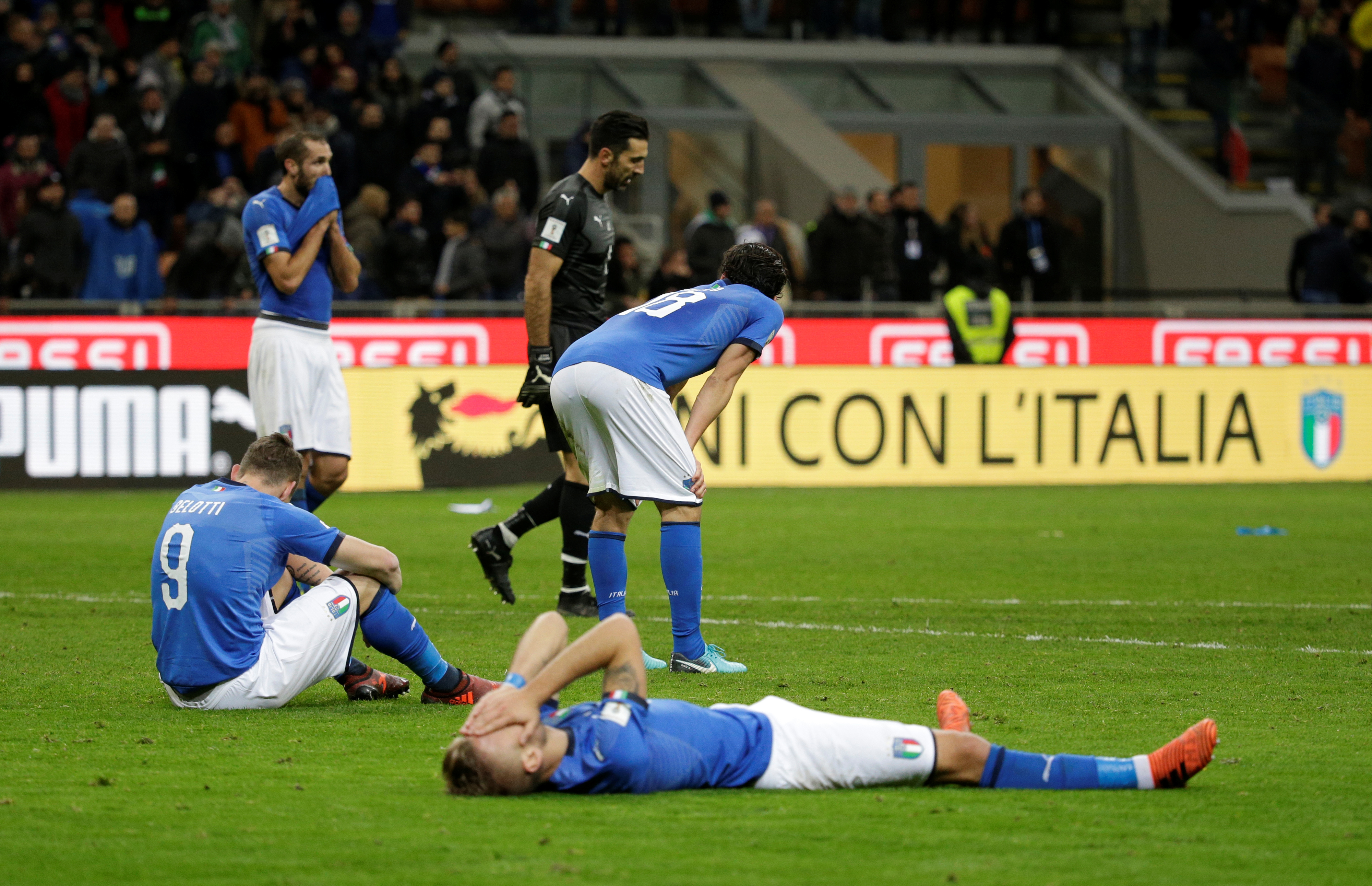Stunned Italy fail reach World