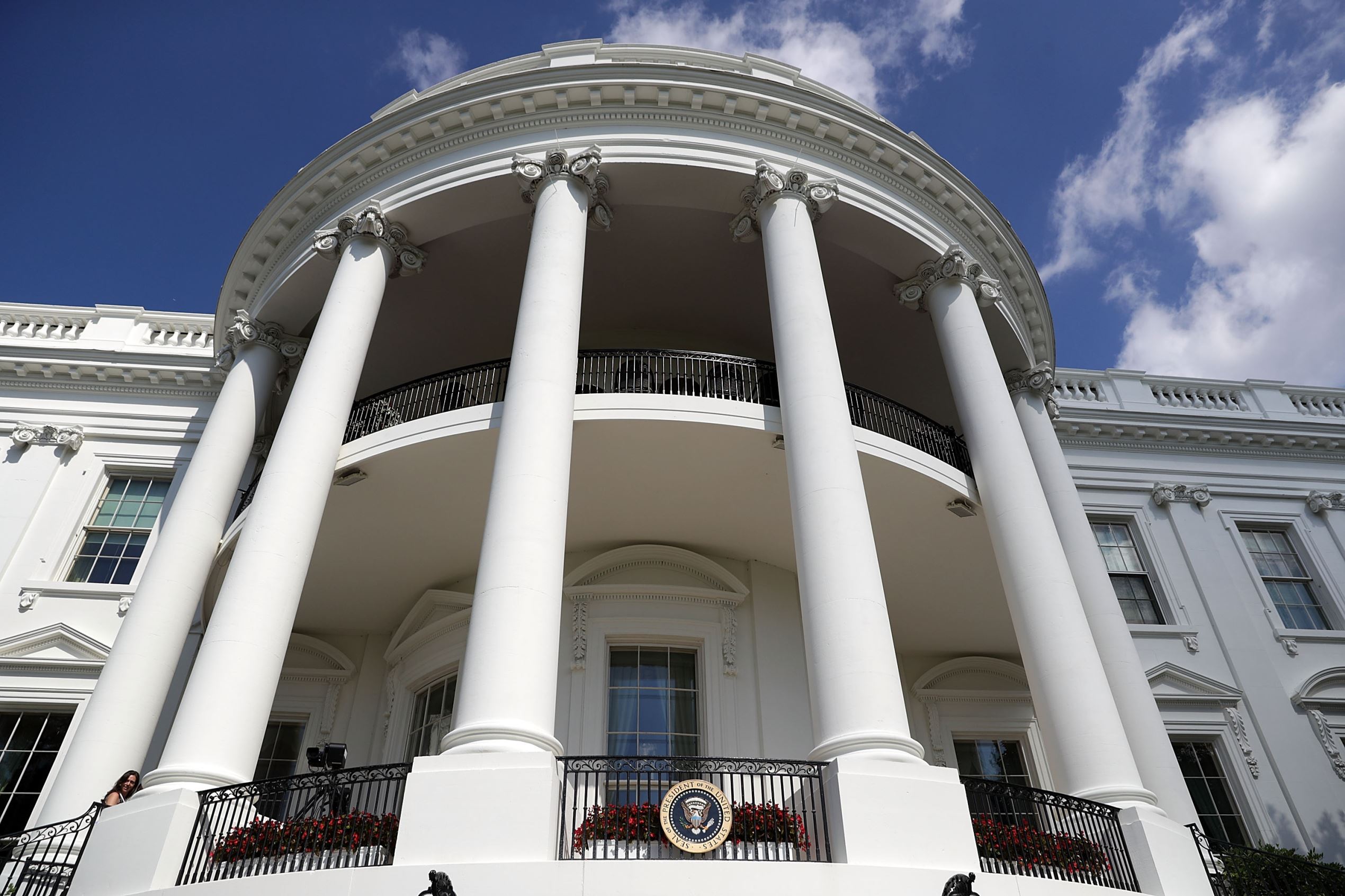 White House chaos: Trump fumes