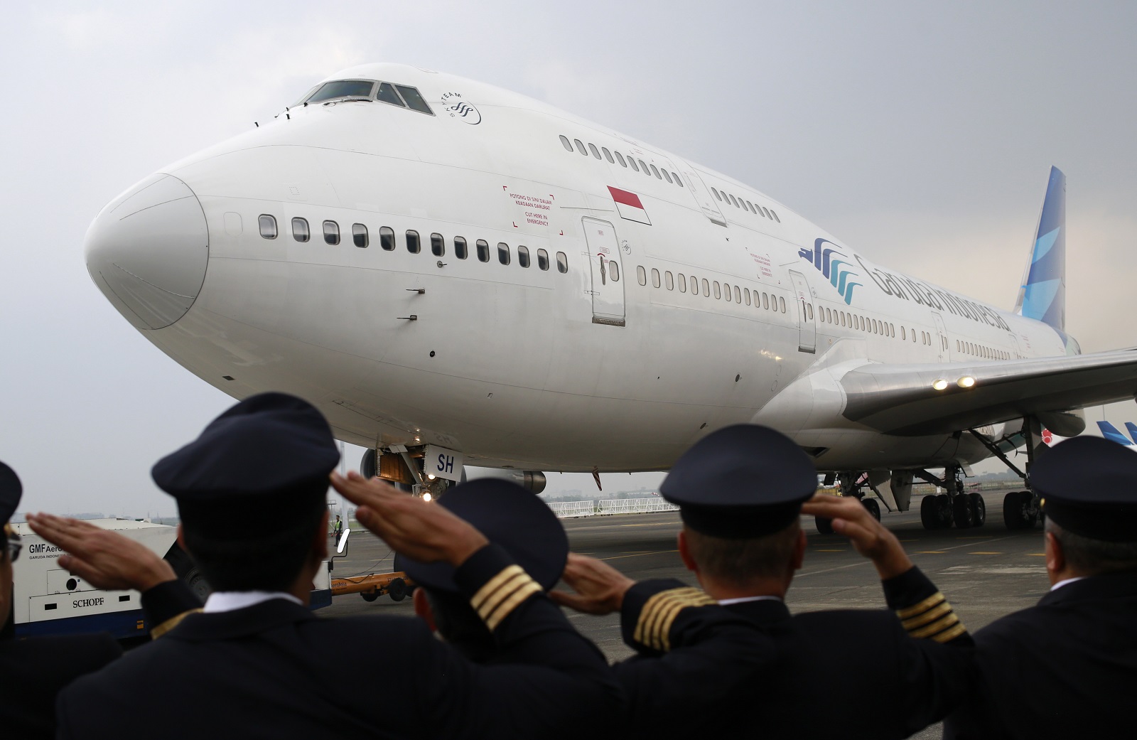 witnessing jumbo jet?