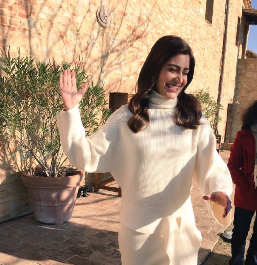 Anushka's posted these sweet pics