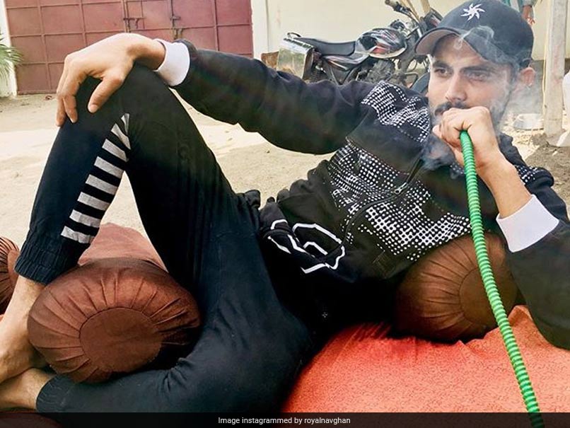 'Virat watching': Jadeja trolled hookah