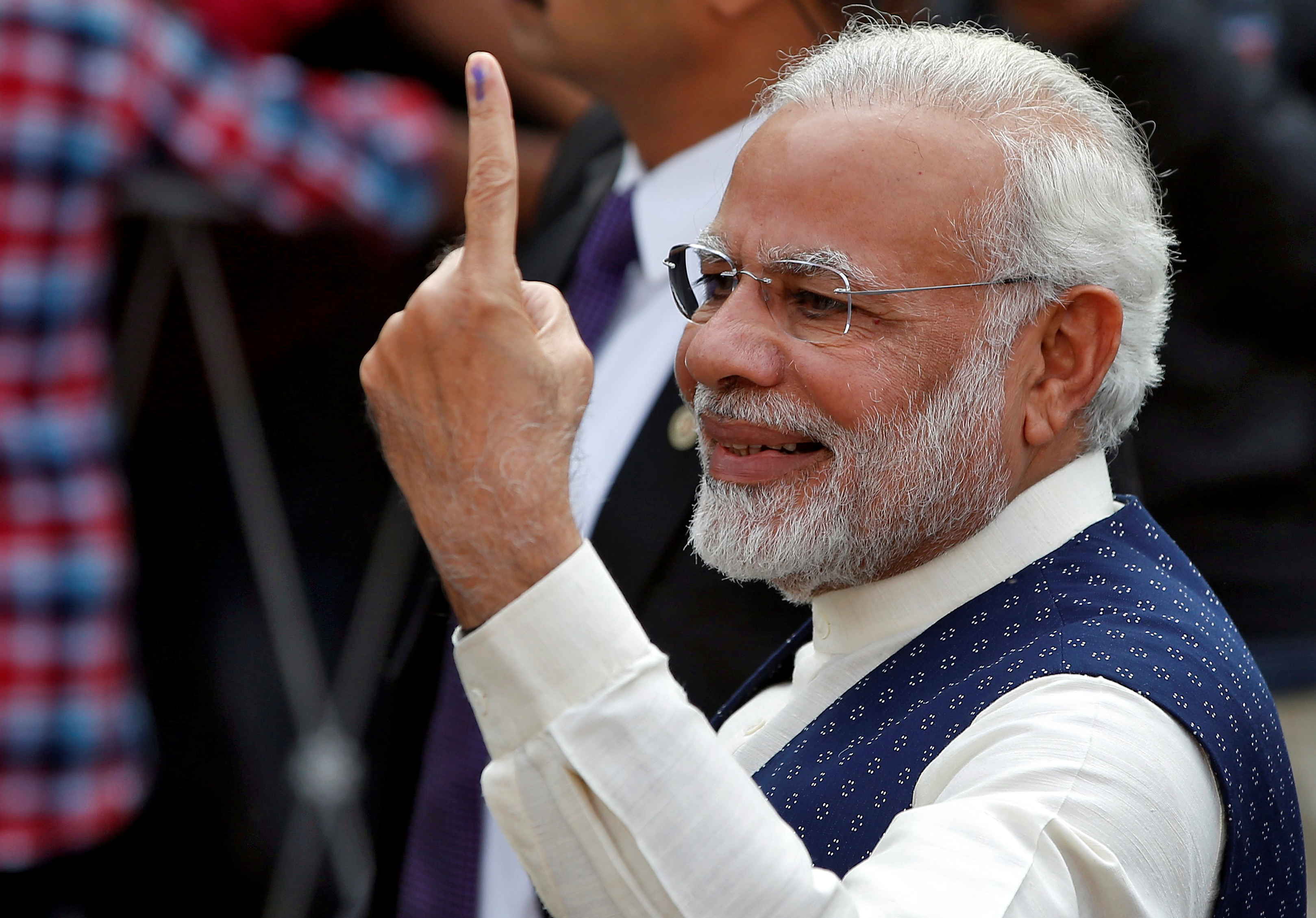 Guj, polls: BJP, Cong. claim
