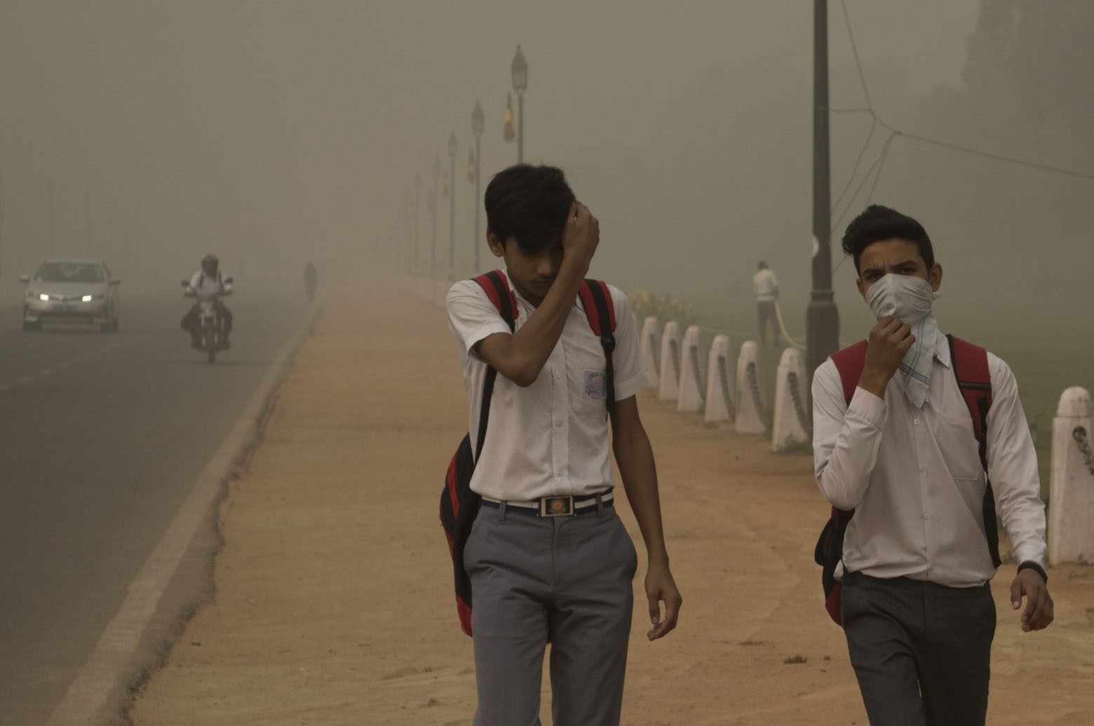 Delhi: Rise breathing issues