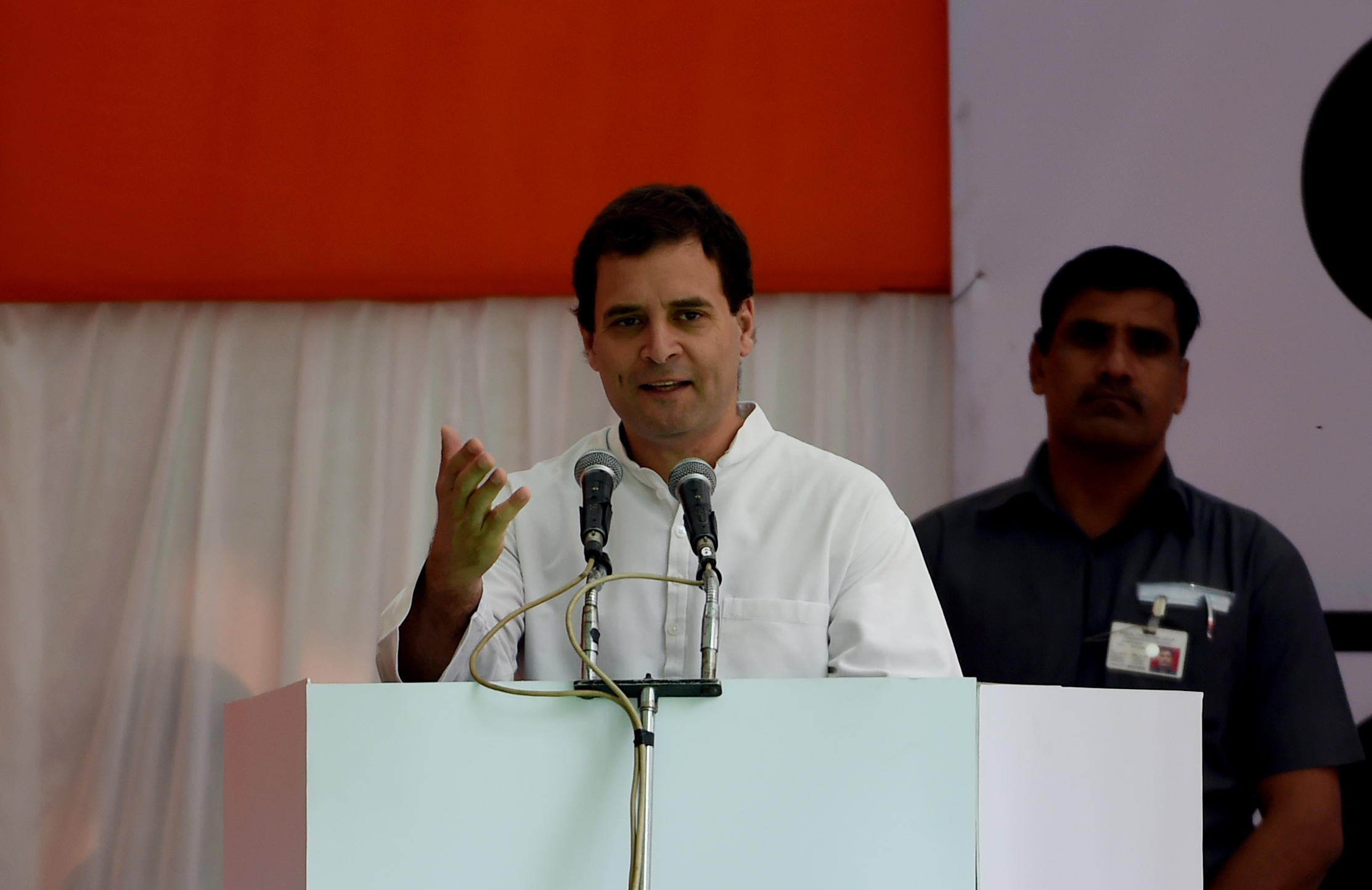 Rahul asks Aiyar apologise