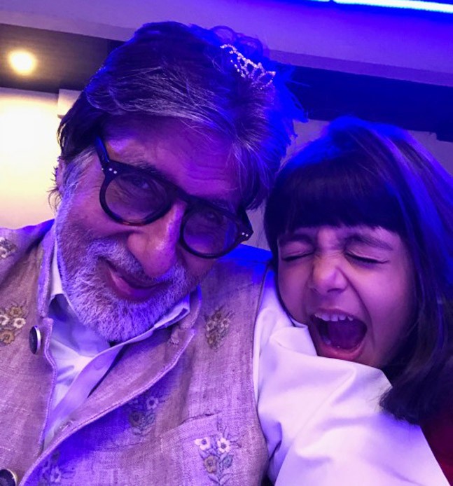 PICS: rings Year with Aaradhya