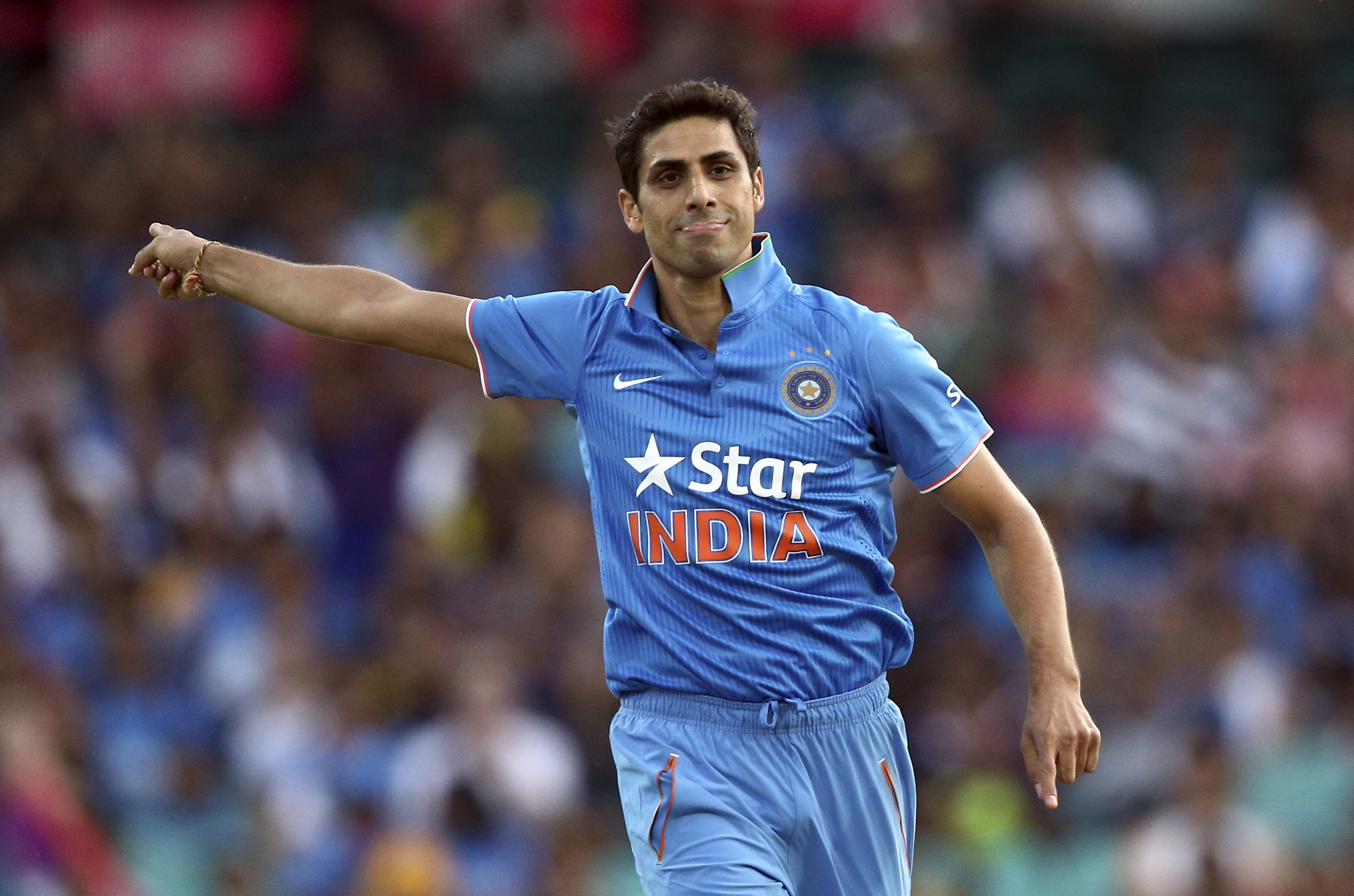 Nehra Kirsten join coaching staff