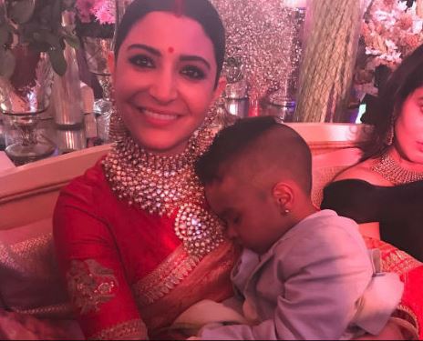 pic: Anushka minding famous cricketer