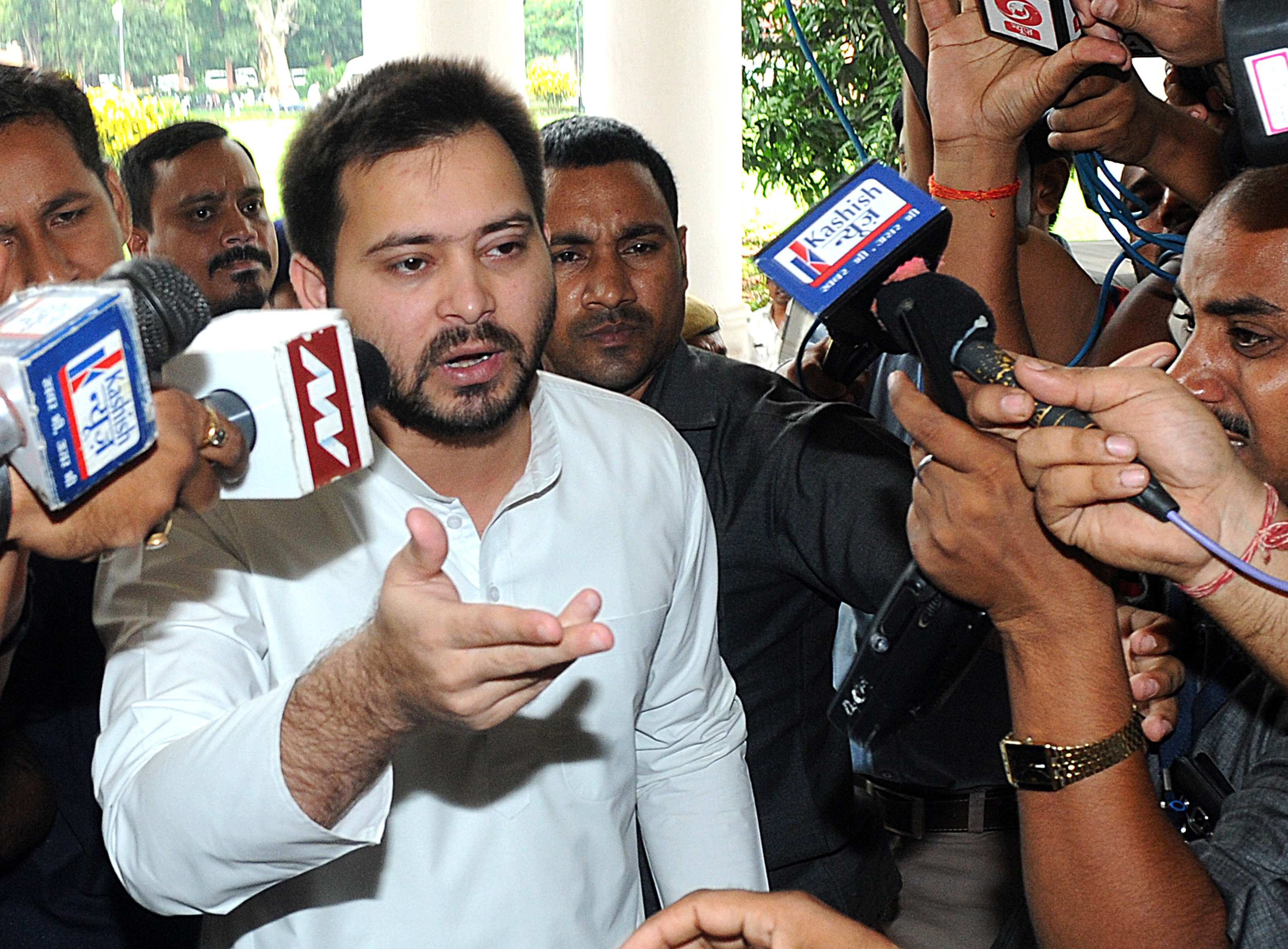 Tejashwi: Bihar will give befitting