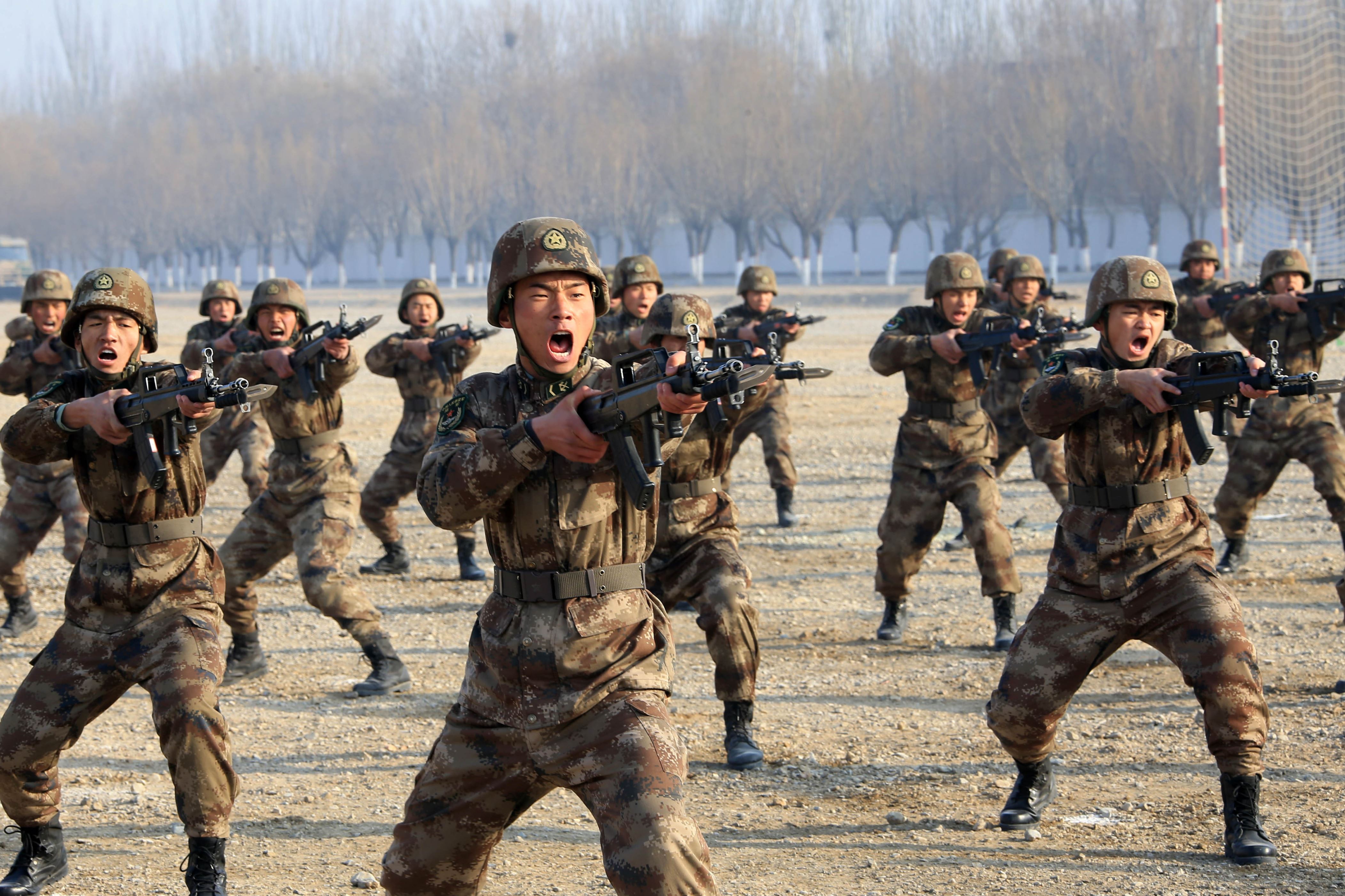 China accuses Indian troops