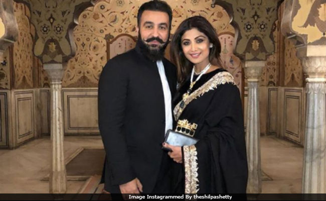 Shilpa Shetty attends birthday party.