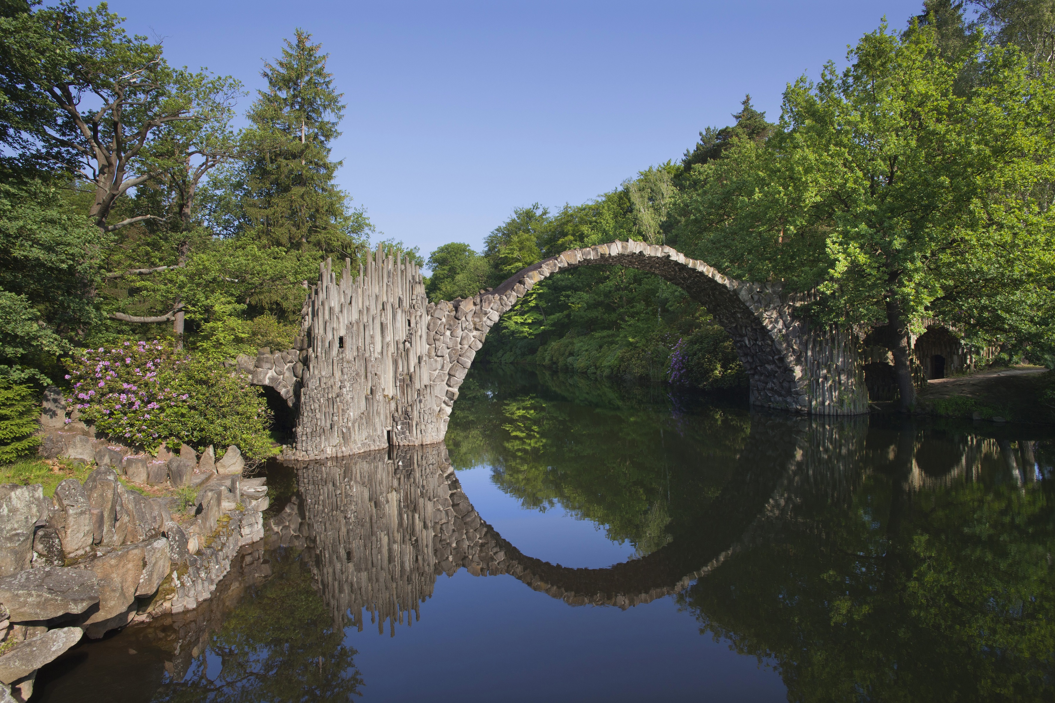 World's most spectacular bridges