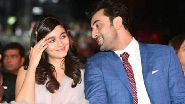 Ranbir-Alia link-up: This person blamed!