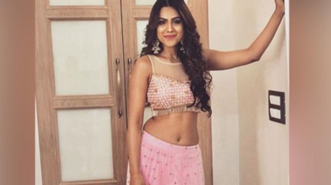 Sharma's pink lehenga wrong many