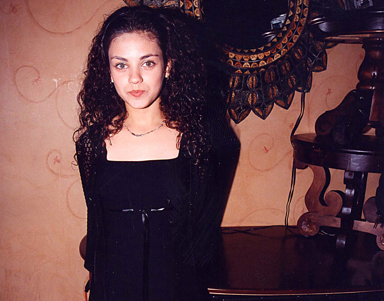 Mila Kunis Dyes Her Hair Blonde And Turquoise Following Ashton