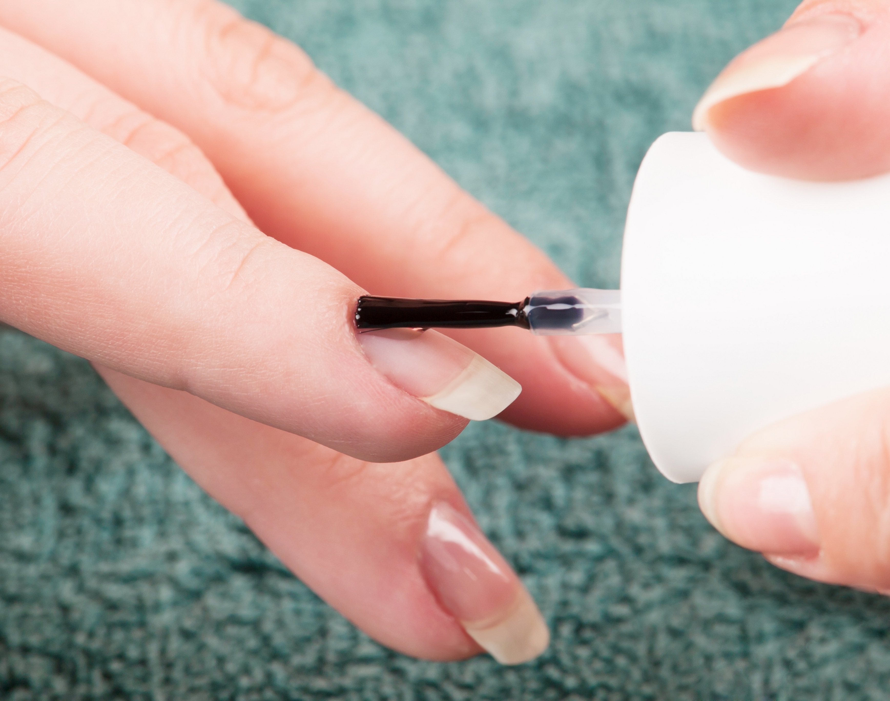 Here's how often you should replace toiletries