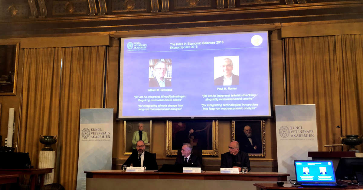2 American researchers win Nobel economics prize