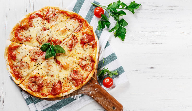 Auch Fertig-Pizzen kann man auf 