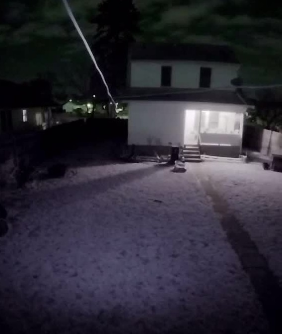 Suspected UFO shoots across US skyline