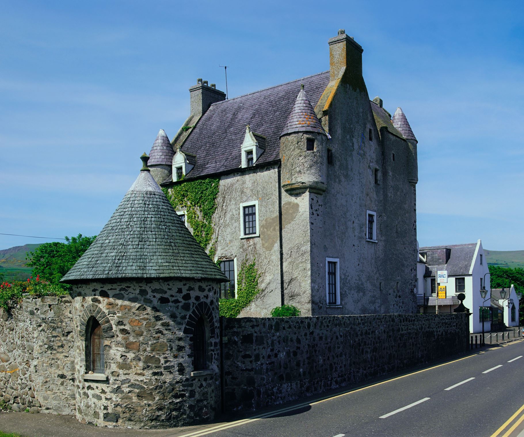 Isobella Shaw, the former Lady of the Castle in 1625, was locked her inside a room by her husband, immediately after she gave birth to their son. She died after falling out of a window in an attempt to escape. It is believed she has wandered the castle for over 400 years in search of the son who was taken from her.