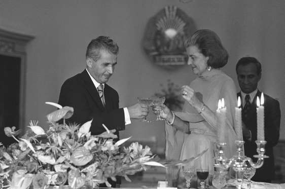 Romanian leader Nicolae Ceausescu, prefers to go back to his roots by favouring a country stew made with a whole chicken… feet, beak and all. He also preferred, to the consternation of others, to drink raw vegetable soup through a straw, avoiding solids.