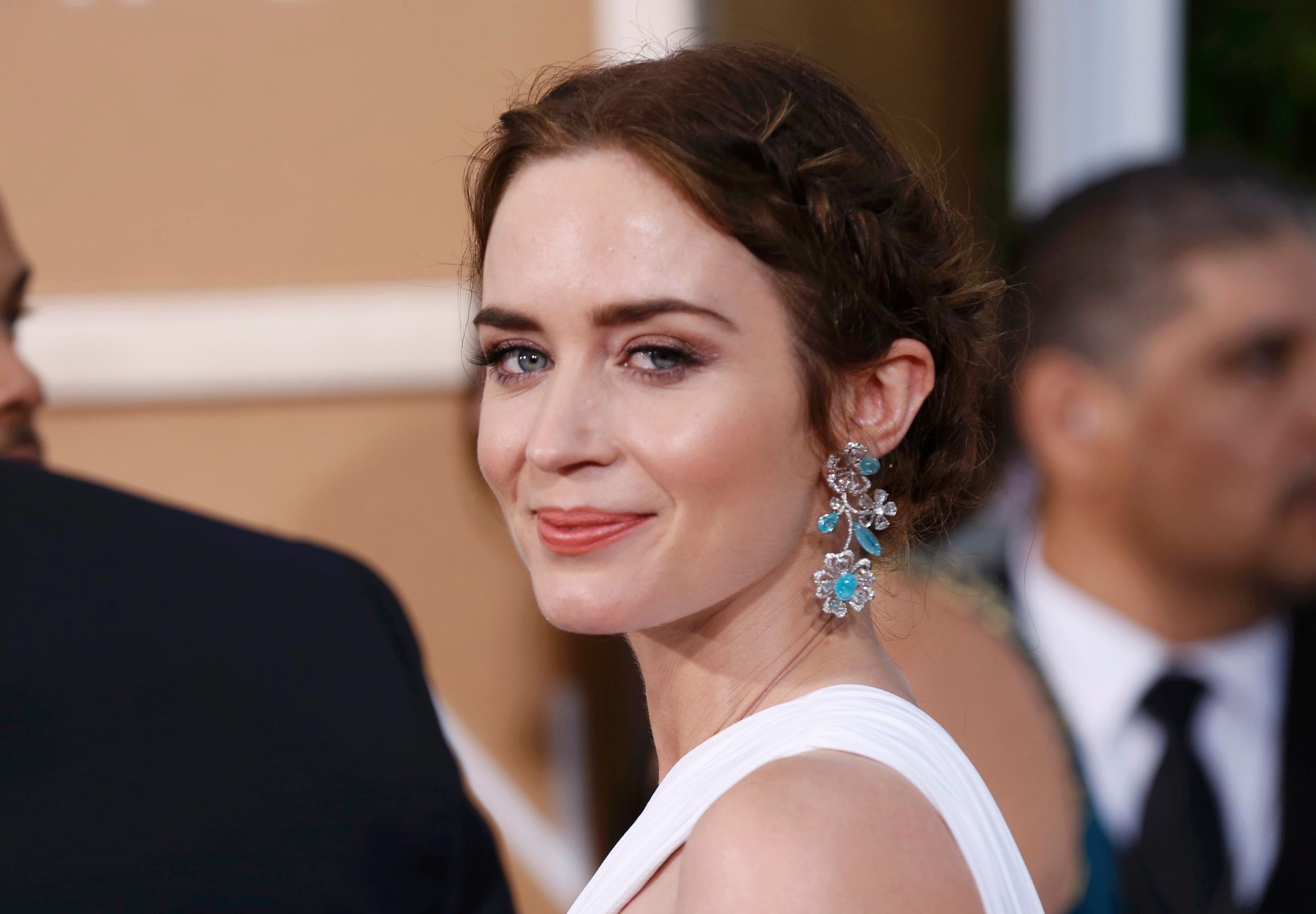 Actress Emily Blunt arrives at the 72nd Golden Globe Awards in Beverly Hills, California January 11, 2015.