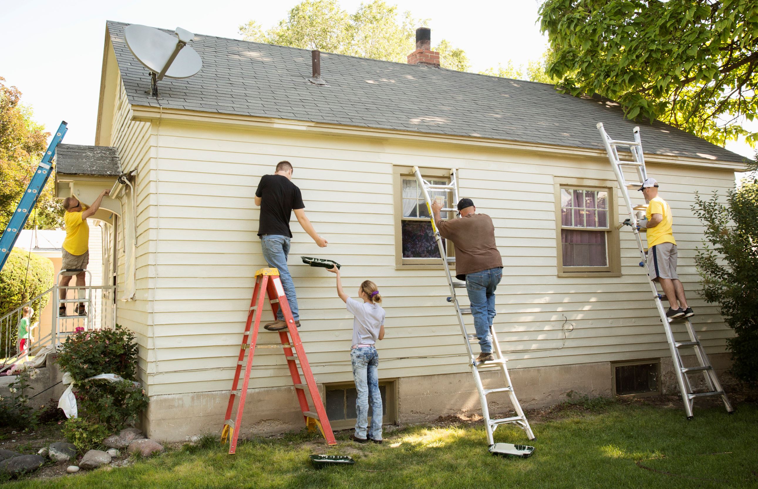 People painting house