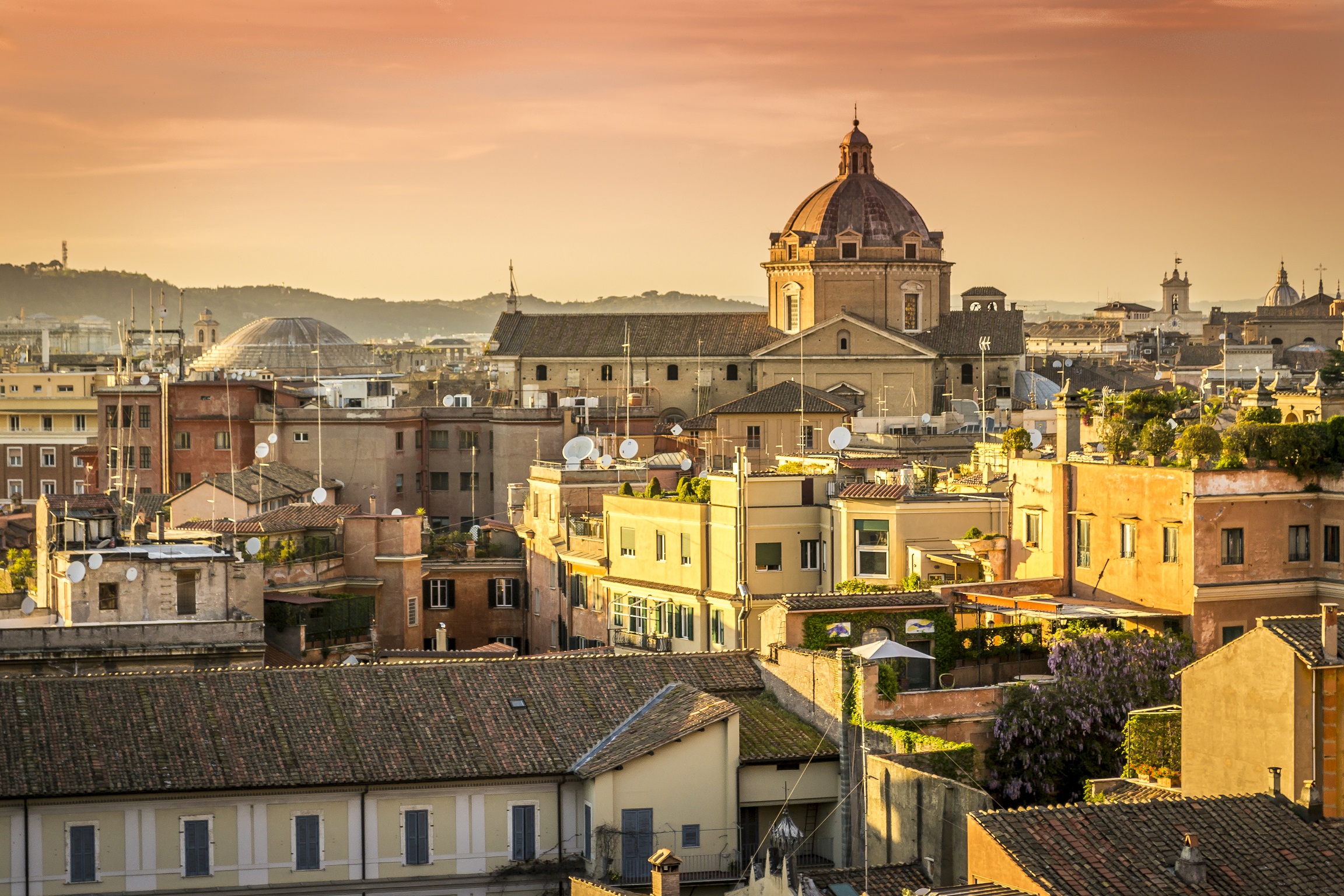 World's most visited cities: many