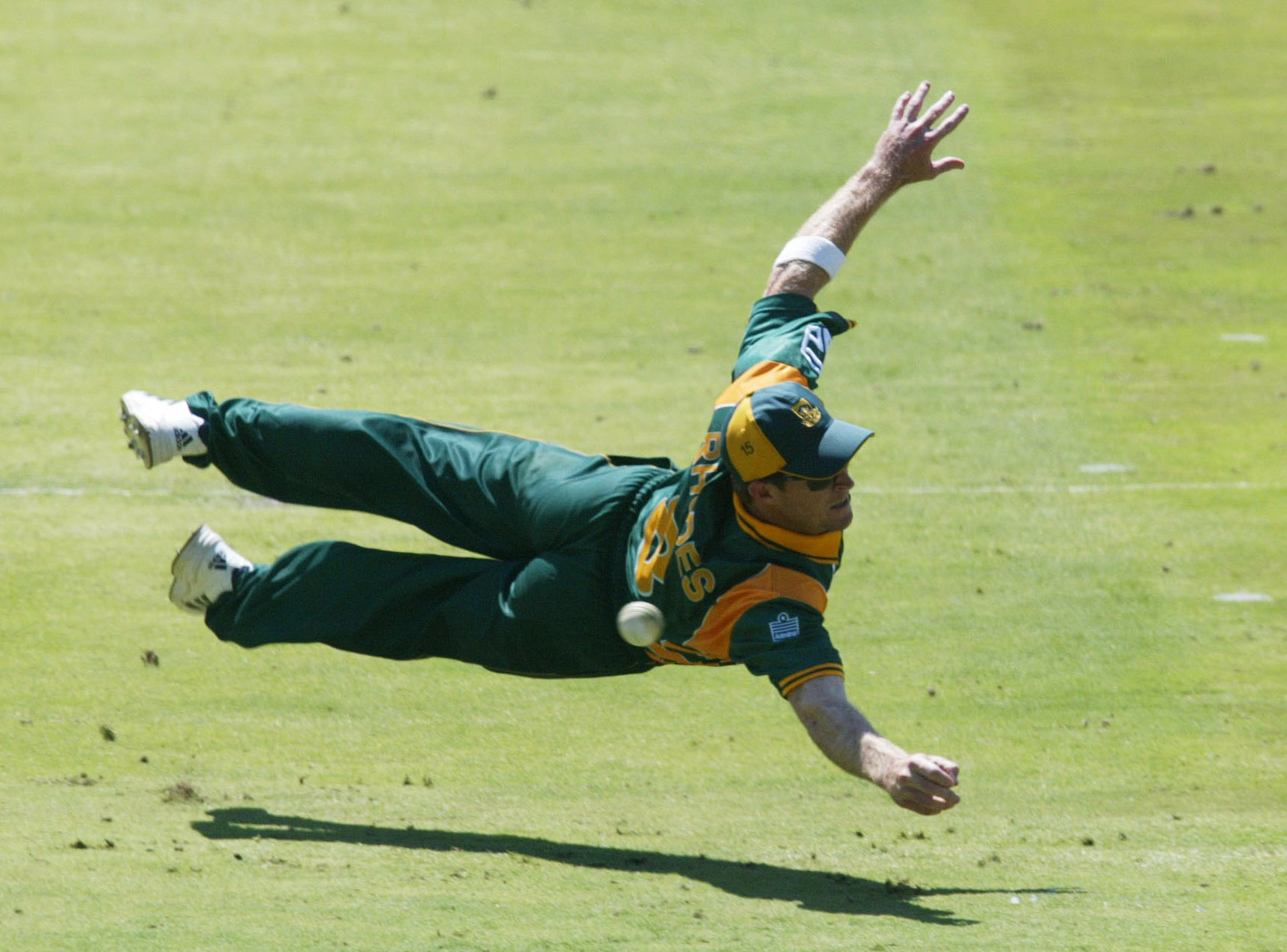 'Miracle' catches Jonty Rhodes