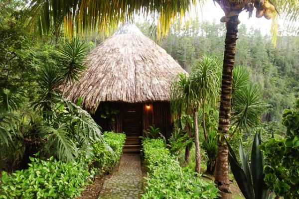 cheapest accommodations around world