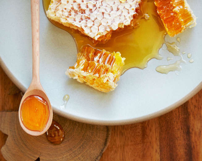 Honey is made through pollination and is a symbol of procreation. Birds and bees ring a bell? In fact, the word 'honeymoon' got its name from mead, an alcoholic beverage made from honey given to the happy new bride and groom. It also contains boron, which helps regulate estrogen and testosterone levels and provides a natural energy boost.