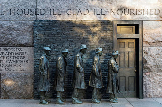 WASHINGTON DC, DISTRICT OF COLUMBIA, UNITED STATES - 2013/06/04: 'The Bread Line' sculpture by George Segal depicting the Great Depression, Franklin Delano Roosevelt Memorial at the National Mall. (Photo by John Greim/LightRocket via Getty Images)
