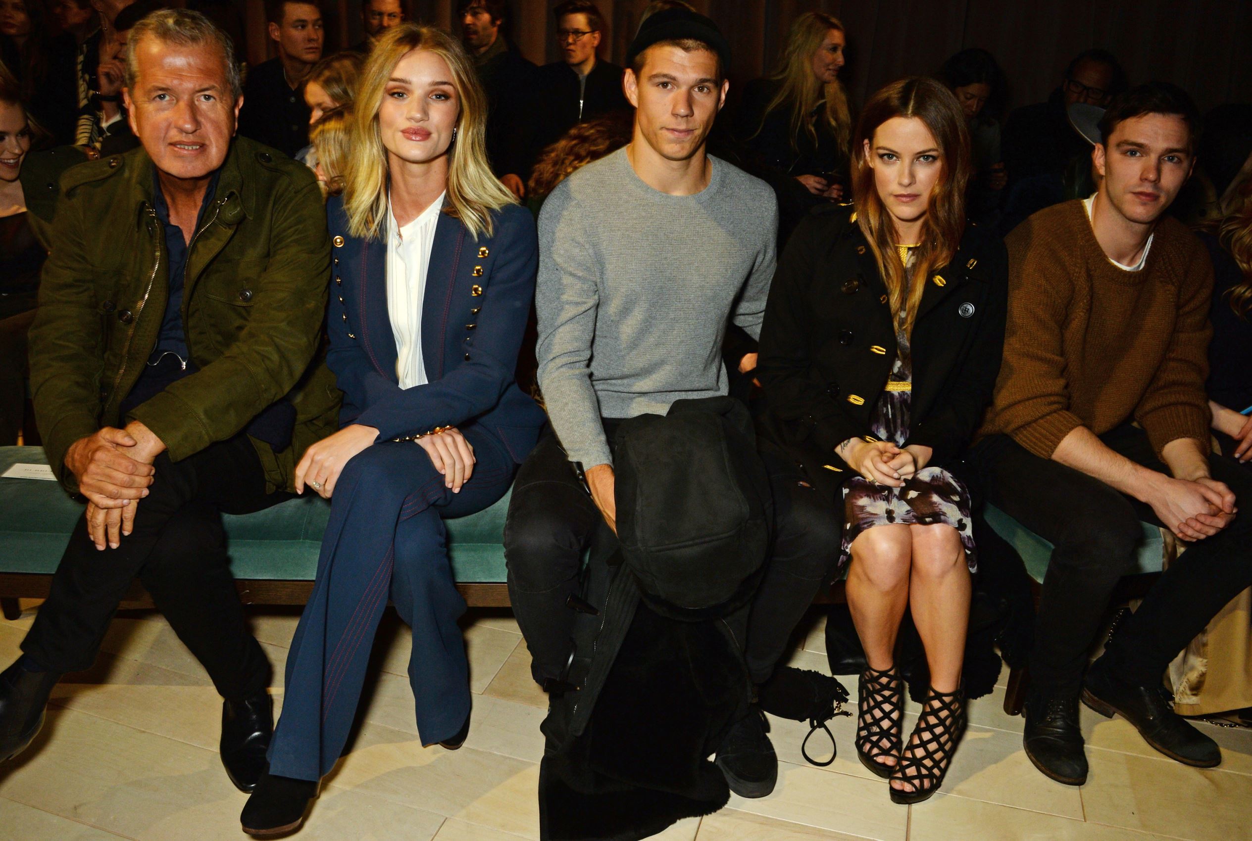 Burberry AW16: star-studded show