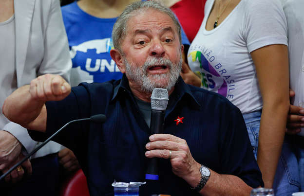 'Não devo e não temo', diz Lula após ação da PF