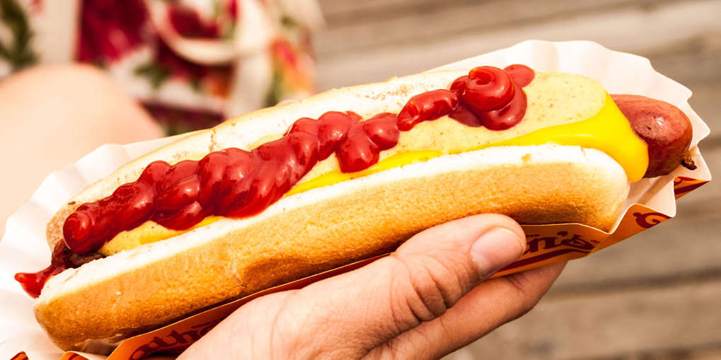 7 Reasons You Should Never Eat Hot Dogs