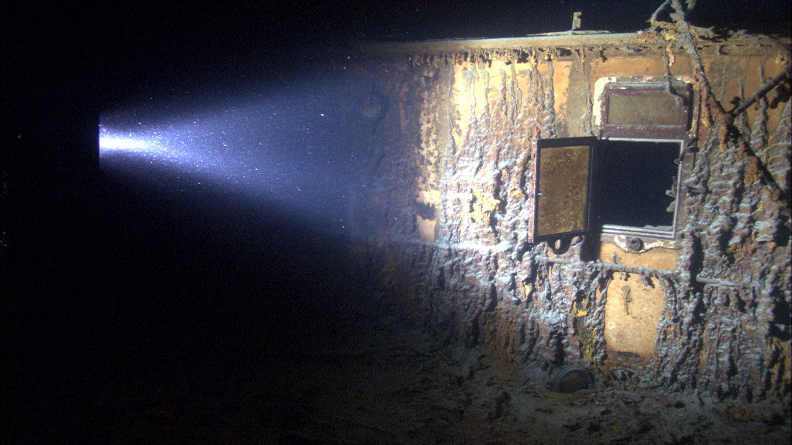 'Ghosts of the Abyss' Film - 2003 'Ghosts of the Abyss' -  one of the open hatches on Titanic