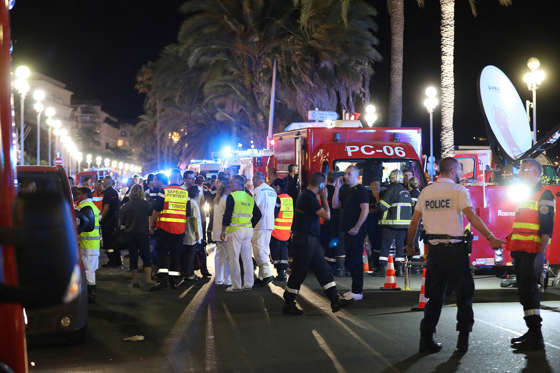 O presidente dos Estados Unidos, Barack Obama, condenou o ataque e se solirarizou com a França em comunicado divulgado na noite desta quinta