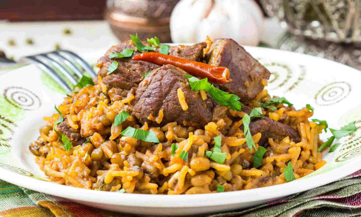 Traditional plov dish (Shutterstock)