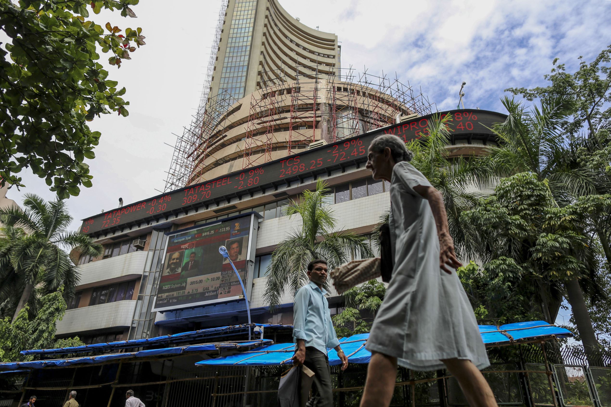 Sept closing: Sensex climbs pts,