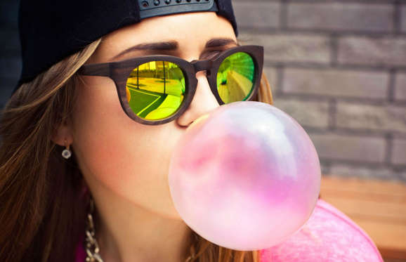 It’s not your typical healthy ingredient or superfood but a 2013 study published in the British Journal of Psychology found that participant’s short-term memory was sharpened while chewing gum. The reason? Chewing gum increased oxygen flow to the parts of the brain that make us pay attention.