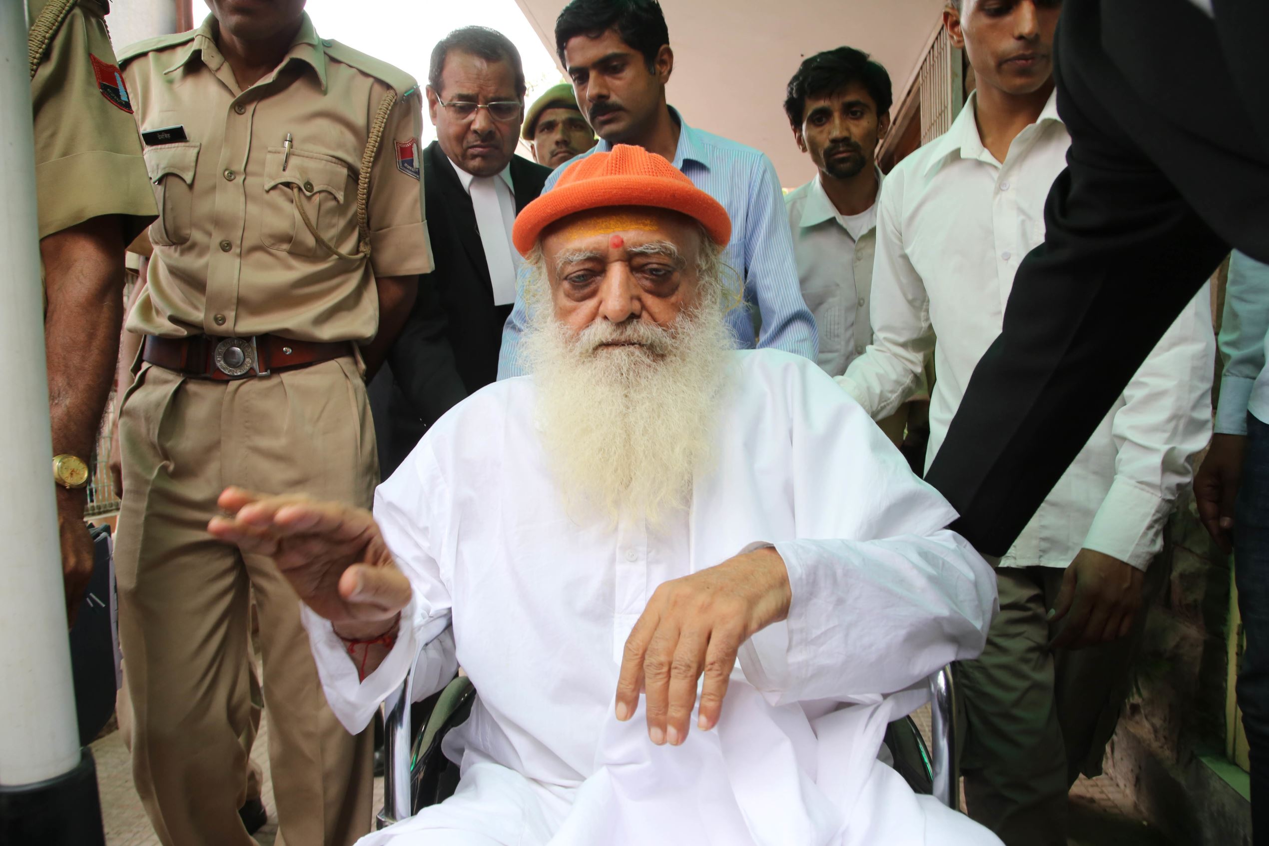 Asaram says 'Gandhivadi'