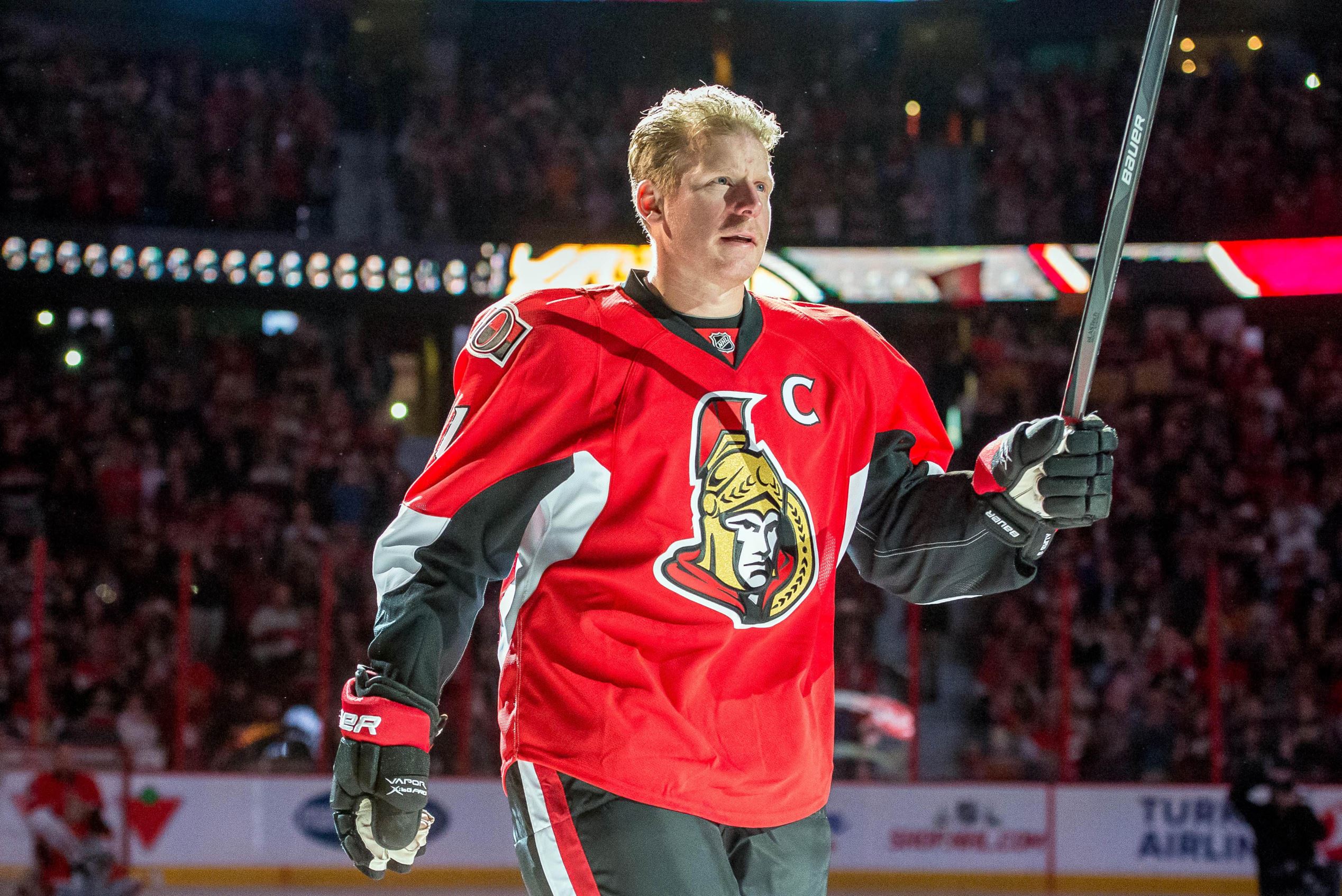Alfredsson leaves front-****** role with